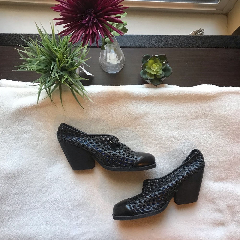 Cute better black heels